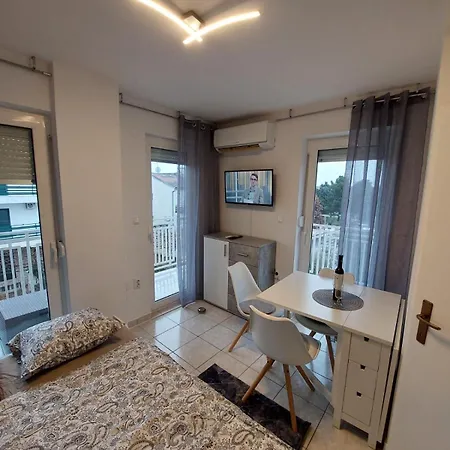 Apartmán Mihlin A2 *